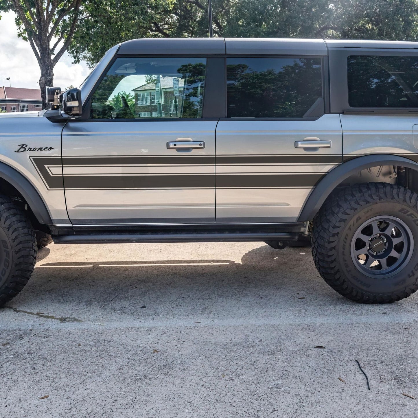 Stripes Graphic Decal for Ford Bronco. #7029