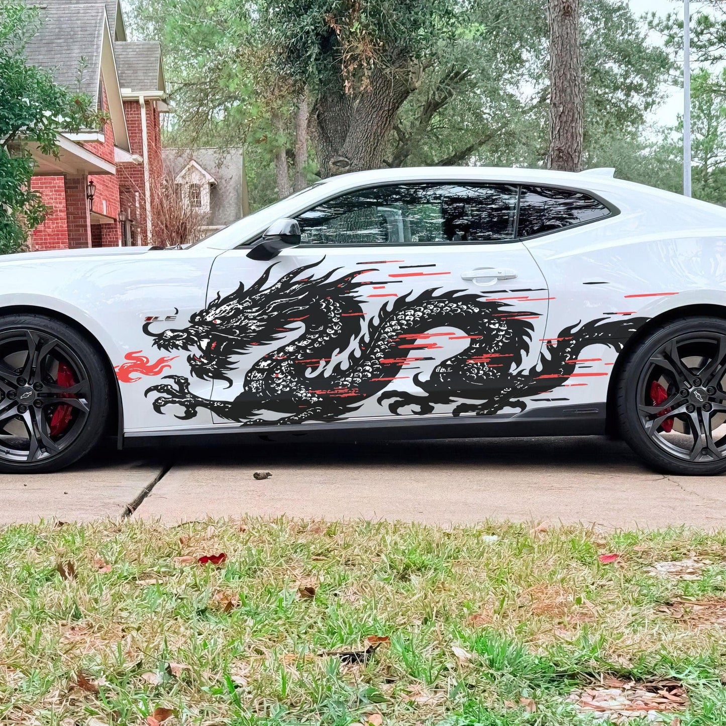 Dragon Graphic Decal Sticker for Car / Truck. Universal Fit. #6997
