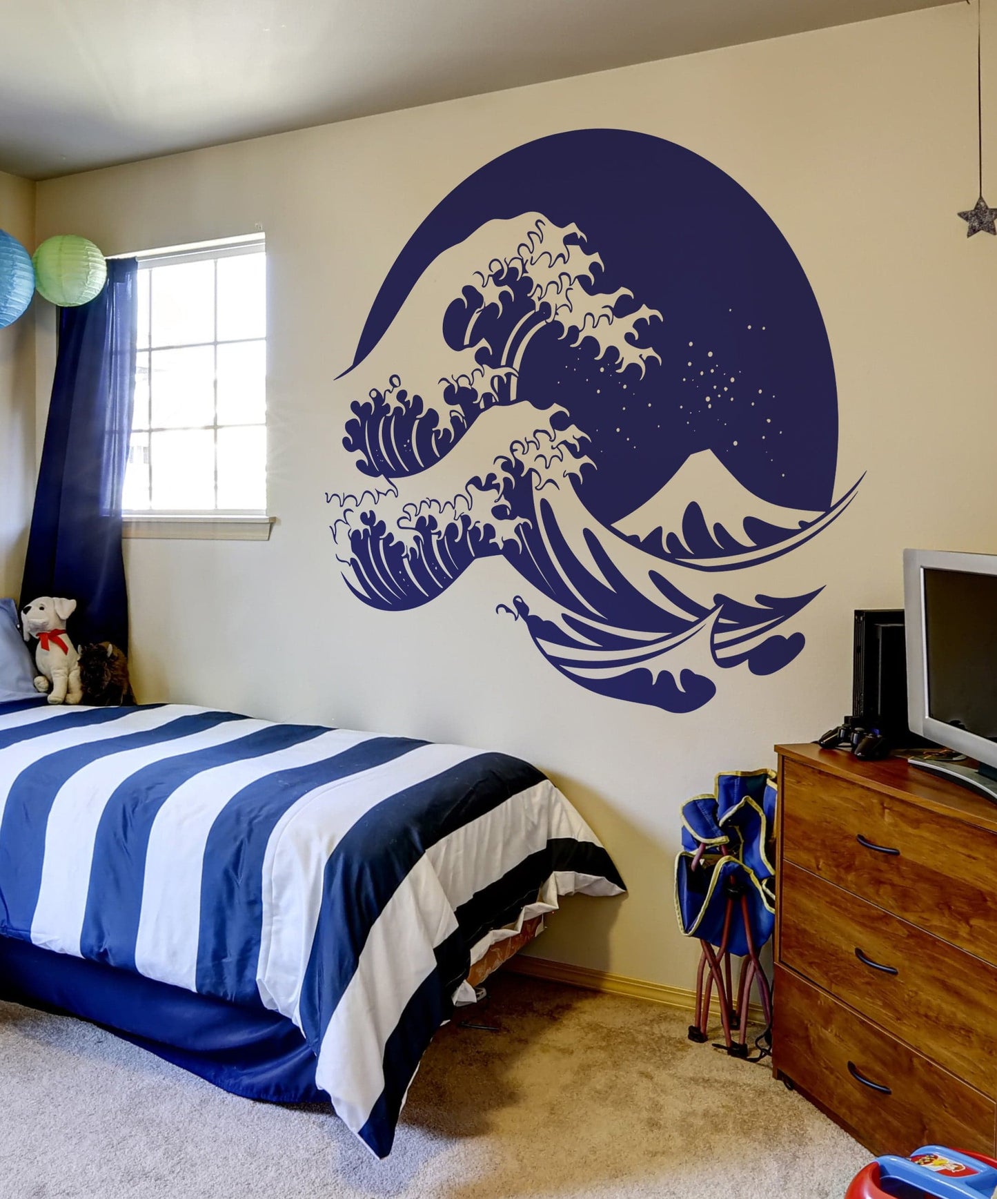 Circular Japanese Ocean Great Wave Decal. #6683