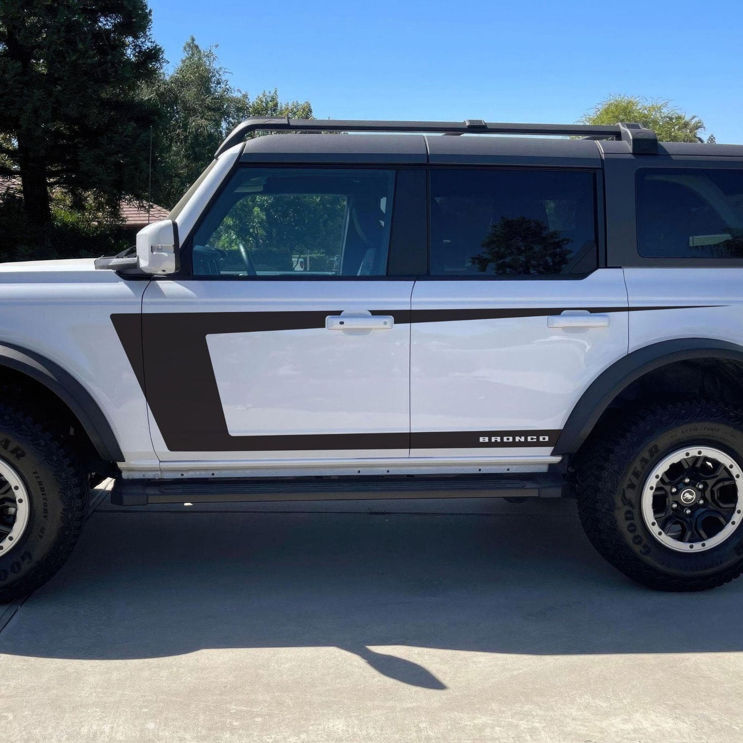 Graphic Decal for Ford Bronco. #6995