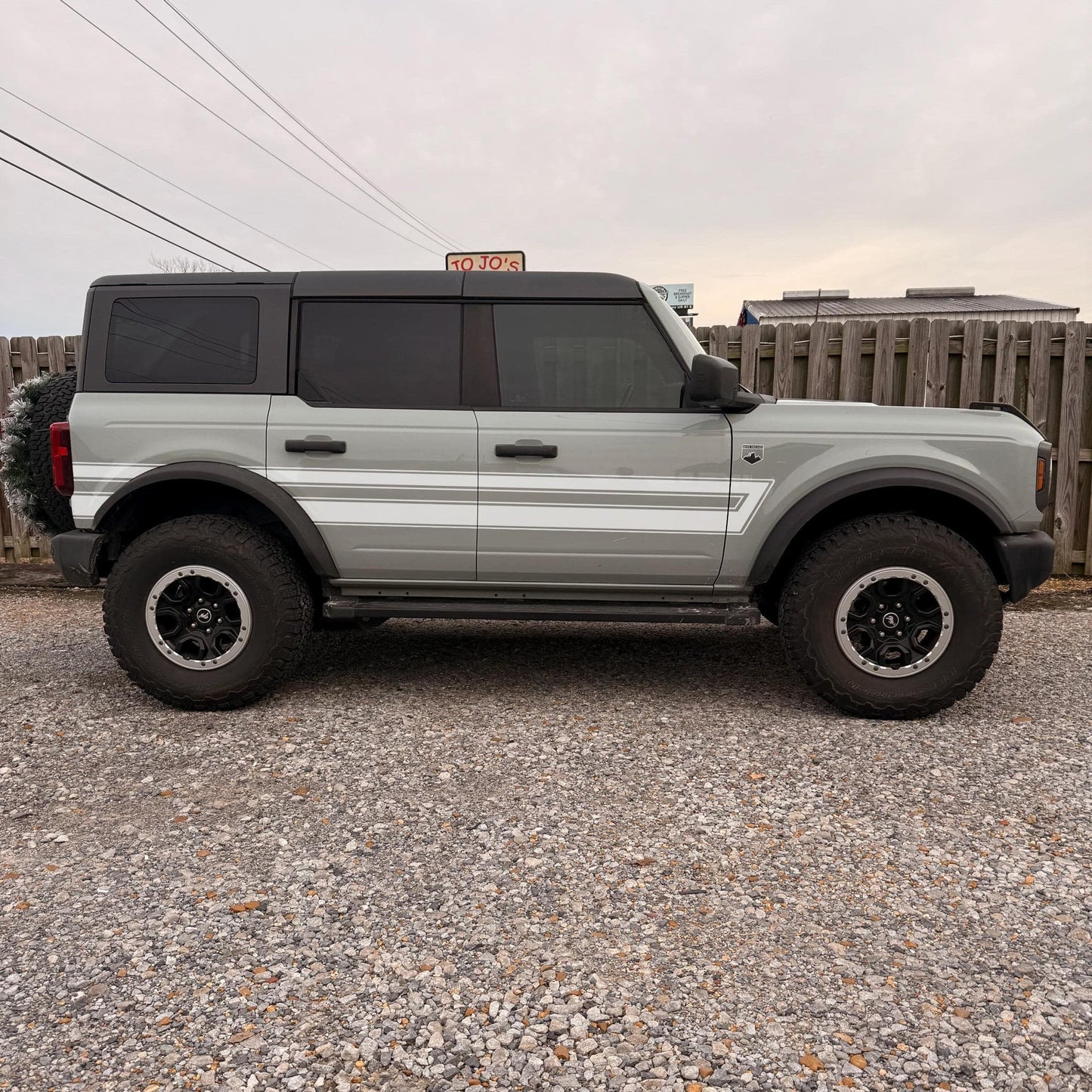 Stripes Graphic Decal for Ford Bronco. #7029